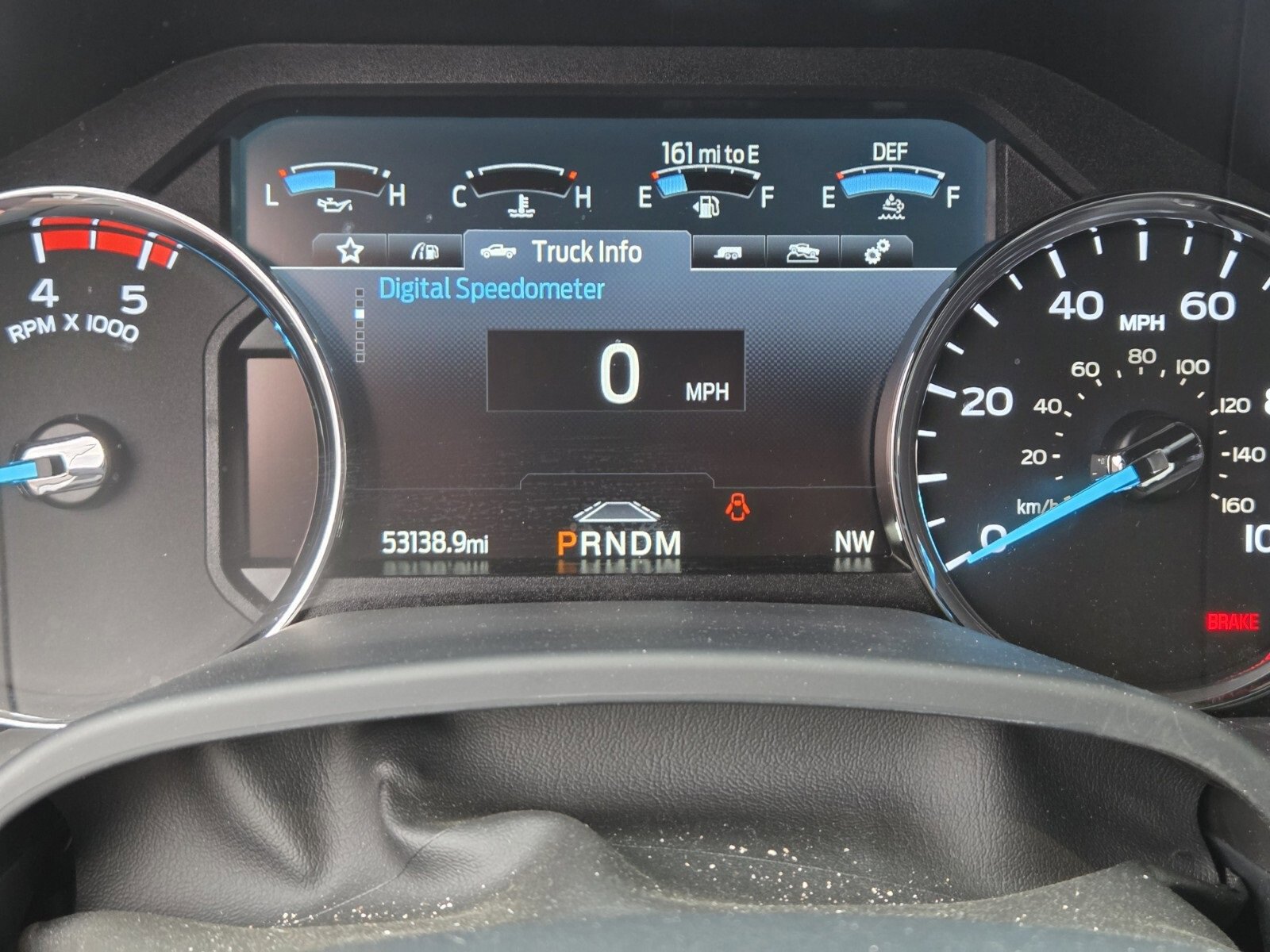 Certified 2022 Ford F350 Platinum w/ Tremor Off-Road Package image 5