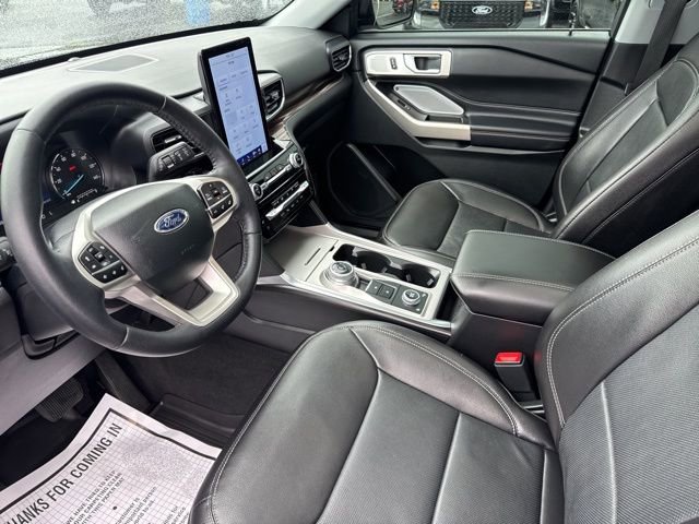 Certified 2023 Ford Explorer Limited w/ Limited Technology Package AWD/4WD image 17
