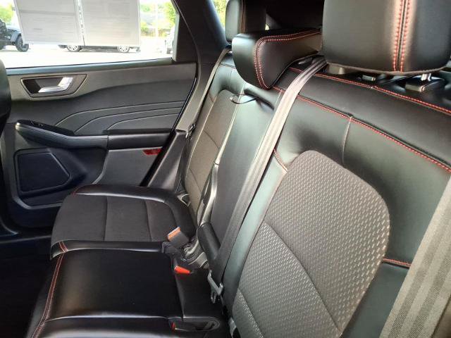 Certified 2025 Ford Escape ST-Line Select AWD/4WD image 12