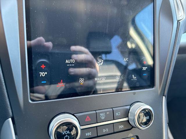 Certified 2024 Ford Edge SEL image 15