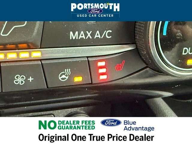 Certified 2022 Ford Escape SE w/ SE Sport Appearance Package image 16