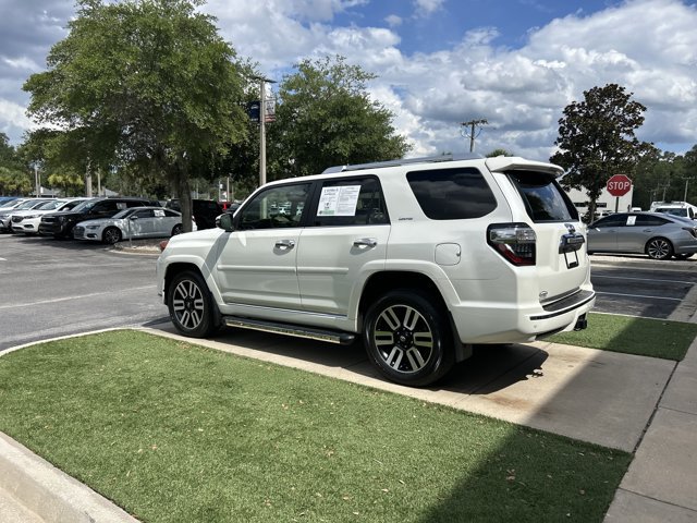 Used 2021 Toyota 4Runner Limited AWD/4WD image 10