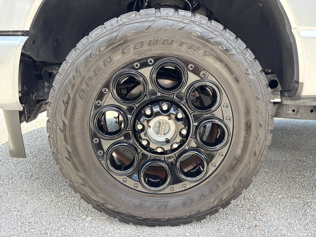 Certified 2023 Ford F250 XLT w/ Black Appearance Package AWD/4WD image 15