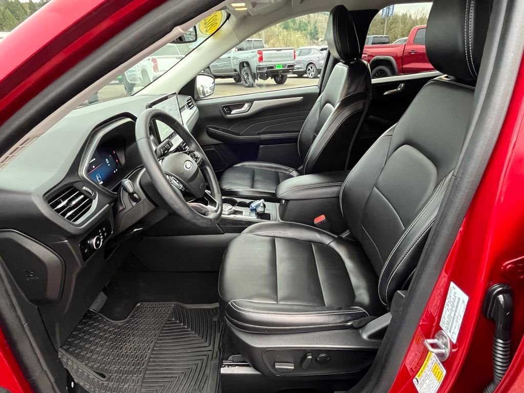 Certified 2023 Ford Escape Platinum image 17
