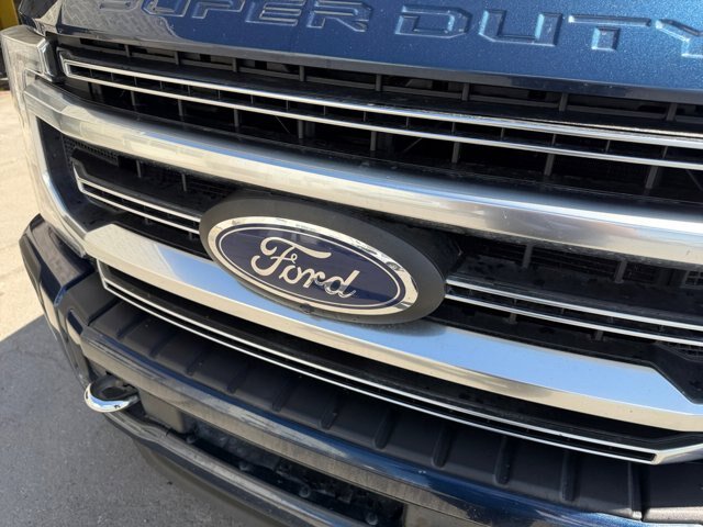 Certified 2020 Ford F350 Platinum AWD/4WD image 24
