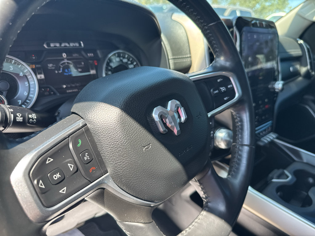 Used 2022 RAM 1500 Laramie AWD/4WD image 16