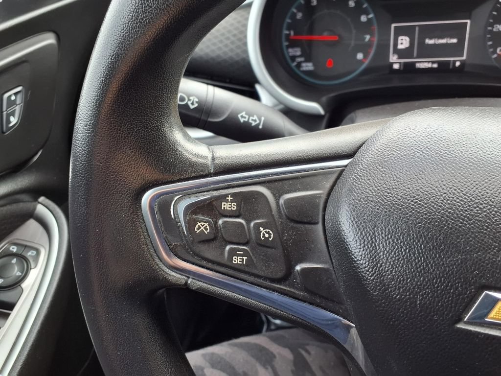 Used 2017 Chevrolet Malibu LS FWD image 18