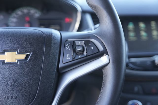 Used 2017 Chevrolet Trax LT w/ LT Convenience Package image 23