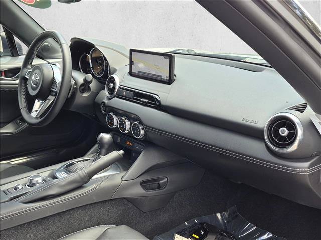 Used 2025 MAZDA MX-5 Miata Grand Touring w/ Weather Package RWD image 17