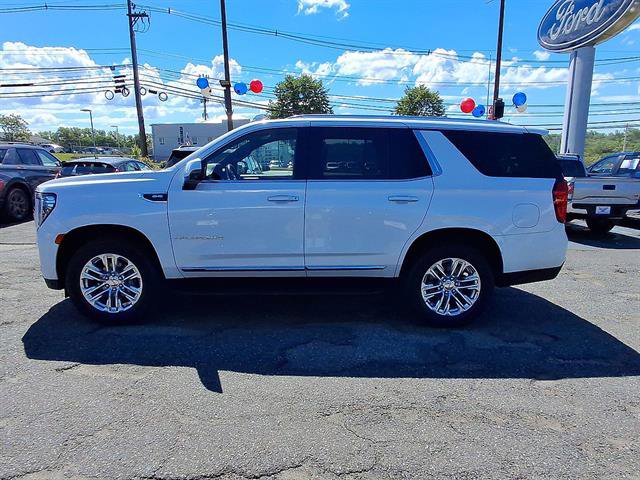 Used 2021 GMC Yukon SLT w/ SLT Premium Package AWD/4WD image 5