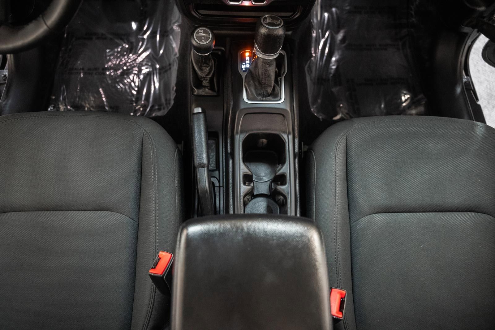 Used 2018 Jeep Wrangler Unlimited Sport S AWD/4WD image 30