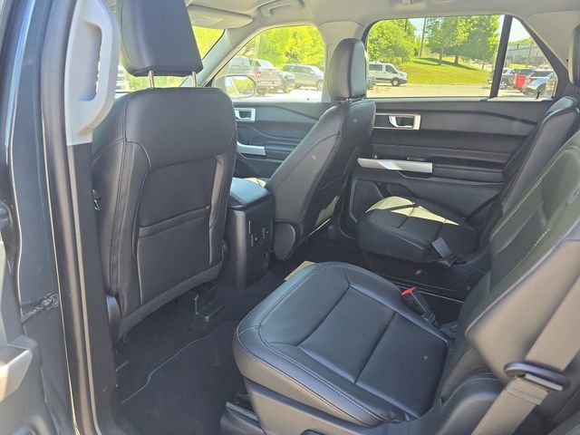 Certified 2024 Ford Explorer XLT w/ Equipment Group 202A AWD/4WD image 24