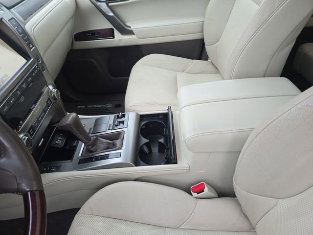 Used 2018 Lexus GX 460 Premium w/ Premium Package image 22