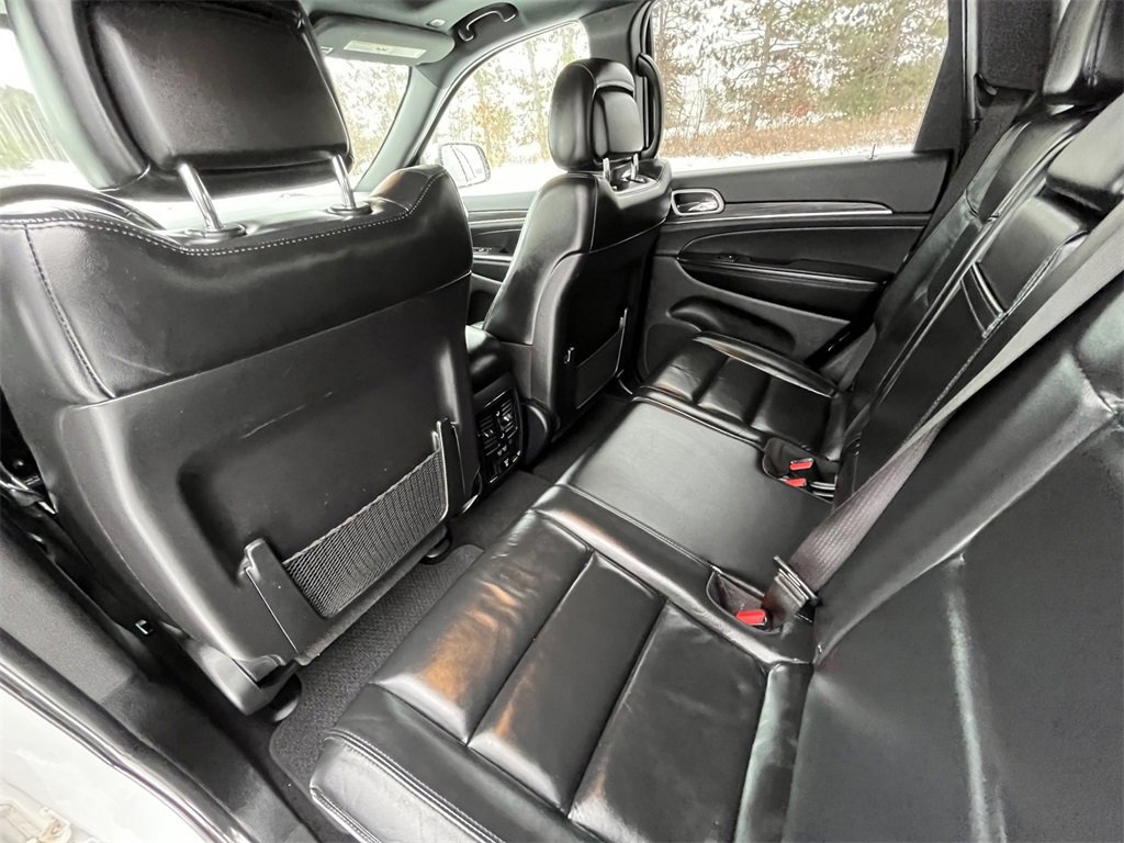 Used 2021 Jeep Grand Cherokee Limited image 26