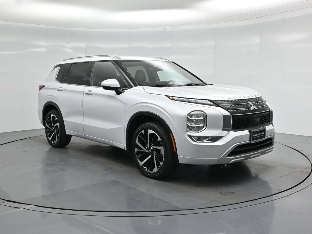 Used 2024 Mitsubishi Outlander SEL FWD image 54