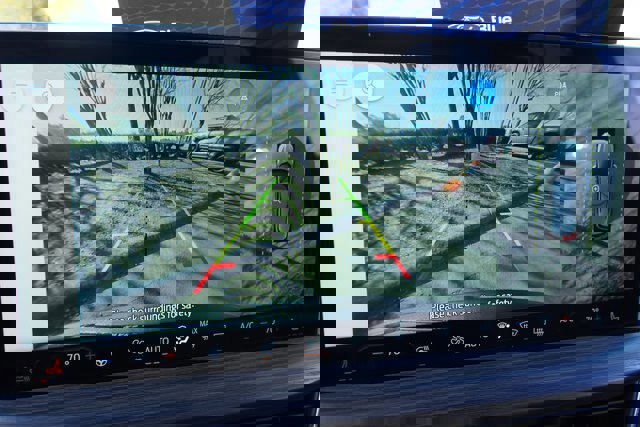 Certified 2025 Ford Escape Platinum w/ Premium Technology Package image 27