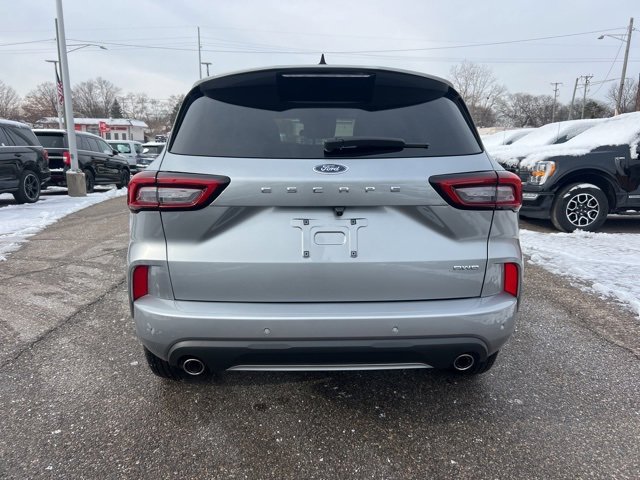 Certified 2023 Ford Escape ST-Line Select w/ Tech Pack #2 image 5