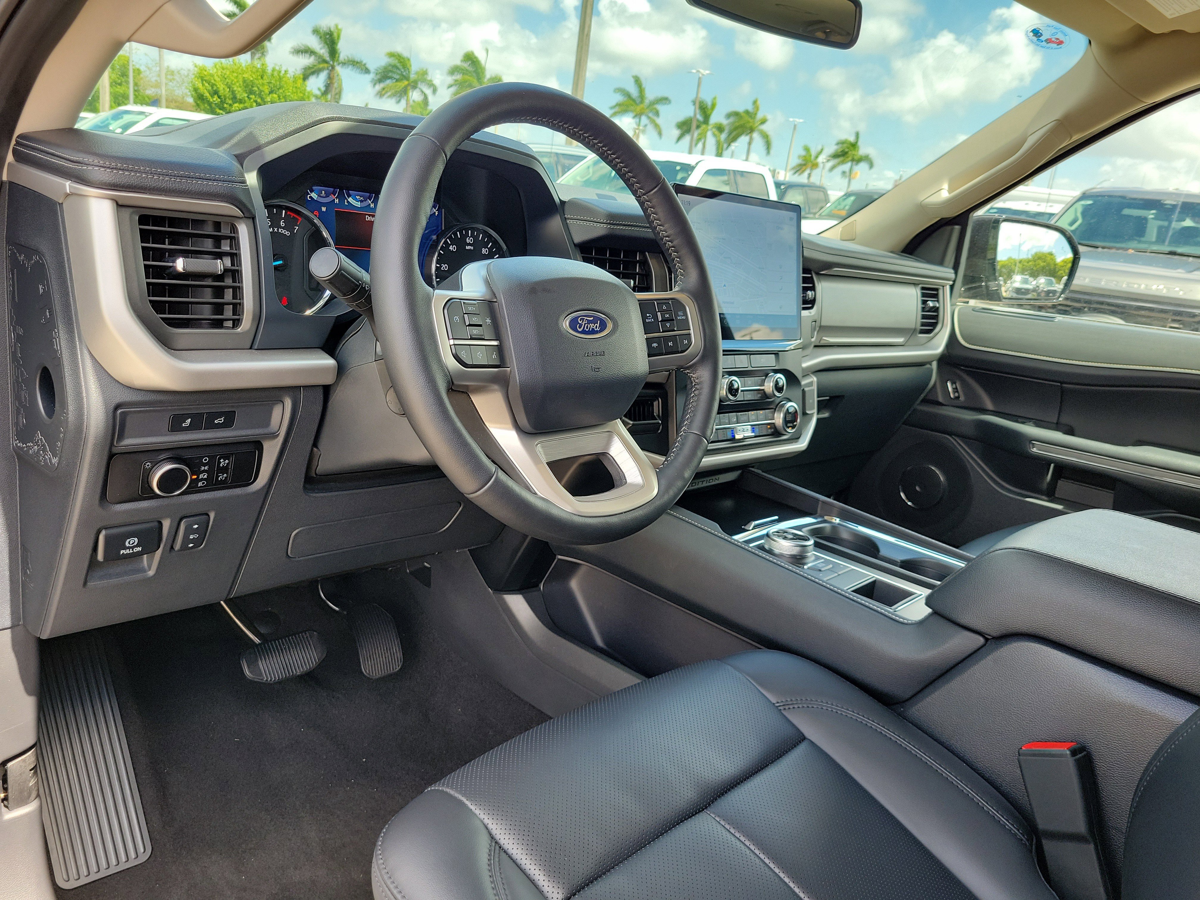 Certified 2024 Ford Expedition Max XLT RWD image 9