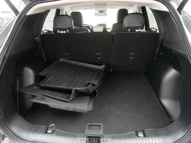 Certified 2022 Ford Escape Titanium image 10