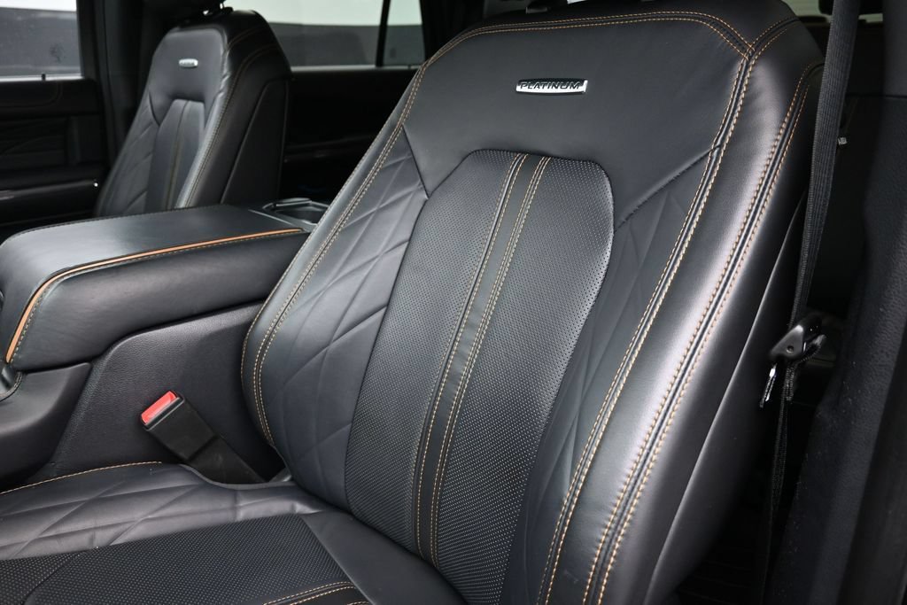 Certified 2022 Ford Expedition Platinum RWD image 19