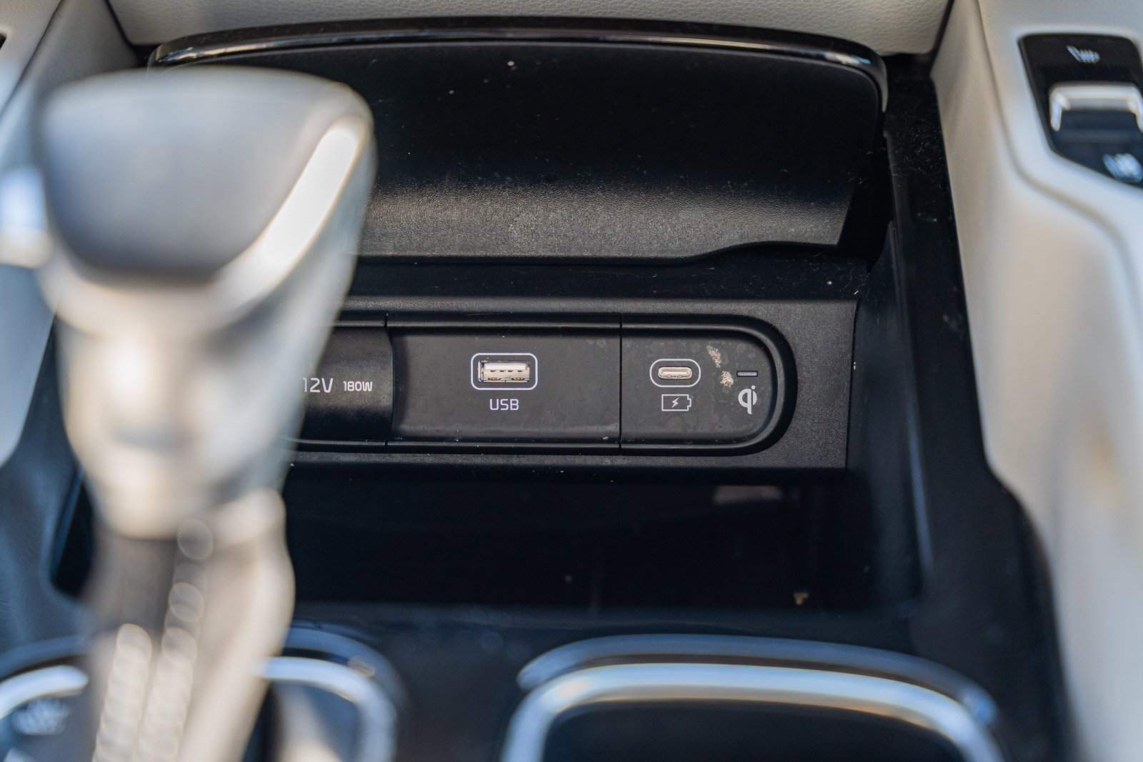 Used 2024 Kia Telluride SX w/ Towing Package image 28