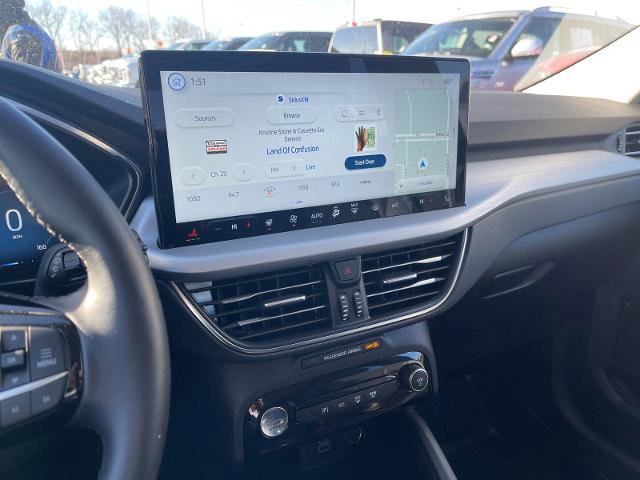 Certified 2025 Ford Escape Platinum w/ Premium Technology Package image 21