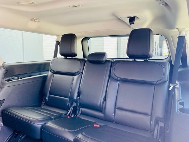 Certified 2025 Ford Expedition Max Platinum AWD/4WD image 11