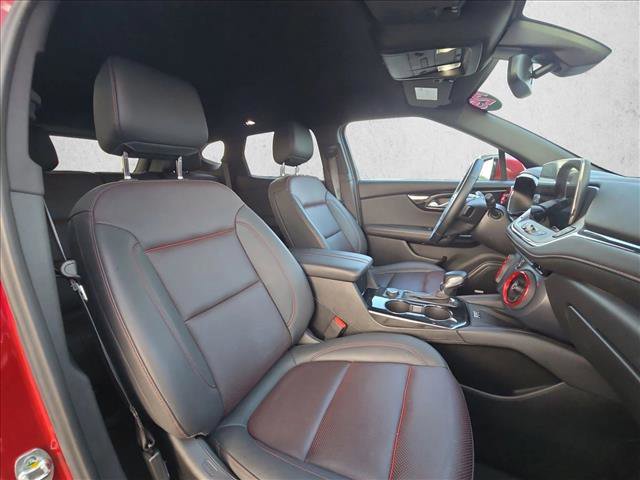 Used 2025 Chevrolet Blazer RS FWD image 19