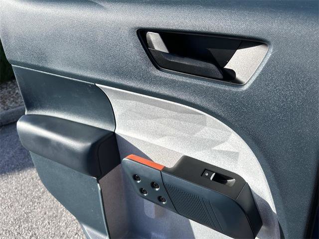 Certified 2022 Ford Maverick XLT w/ Equipment Group 300A Standard image 16