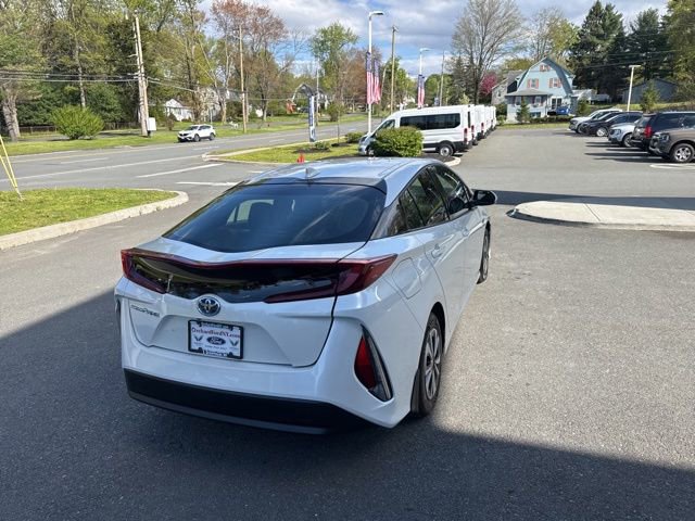 Used 2018 Toyota Prius Prime Premium FWD image 6
