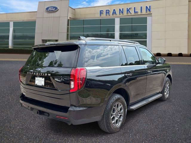 Certified 2025 Ford Expedition Active RWD image 7
