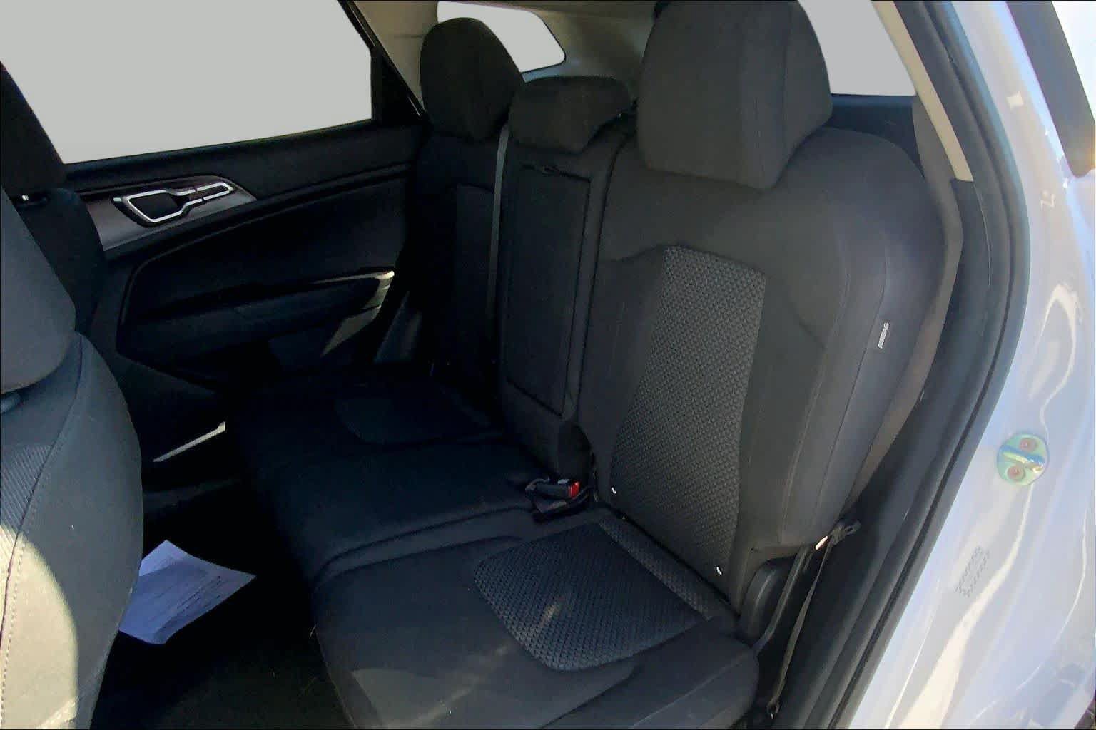 Used 2026 Kia Sportage LX FWD image 21