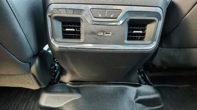 Used 2024 Chevrolet Silverado 3500 High Country w/ High Country Premium Package image 34