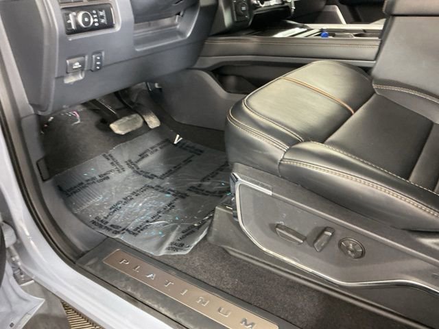 Certified 2024 Ford F450 Platinum w/ FX4 Off-Road Package image 20
