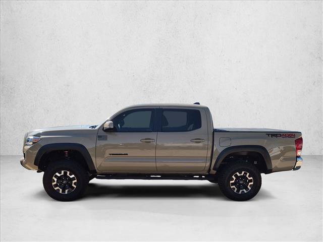 Used 2018 Toyota Tacoma TRD Off-Road AWD/4WD image 8