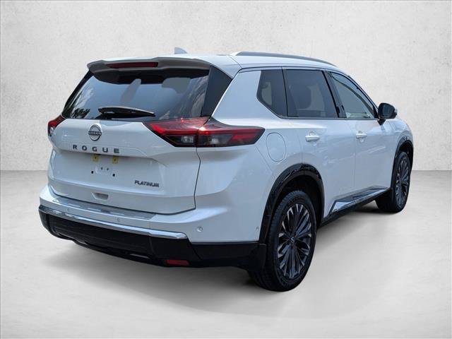 Used 2024 Nissan Rogue Platinum w/ Platinum Premium Package FWD image 5