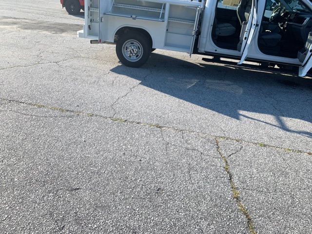 Certified 2026 Ford F350 XL w/ XL Chrome Package AWD/4WD image 11