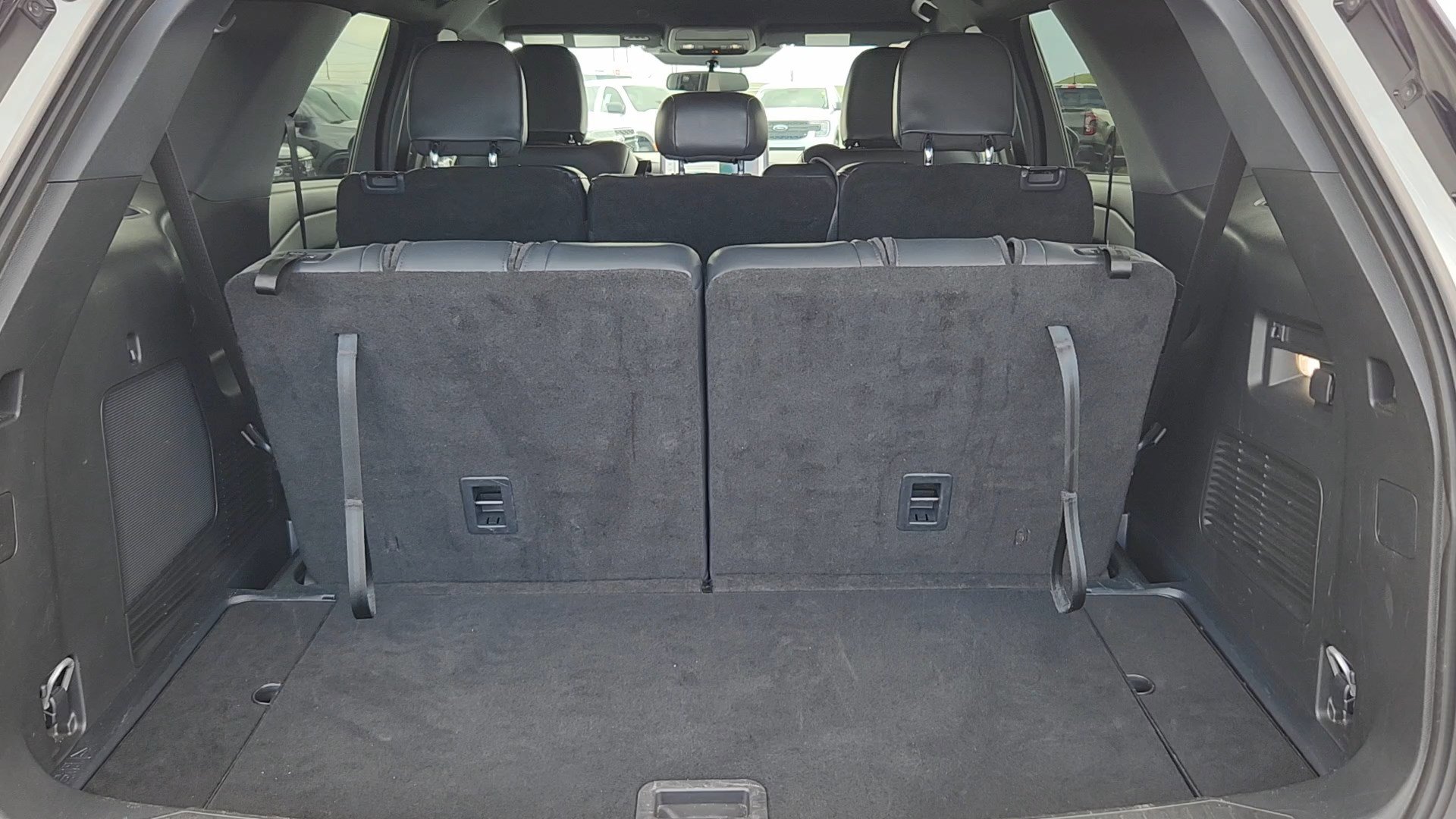 Certified 2025 Ford Explorer ST-Line w/ ST-Line Street Pack AWD/4WD image 20