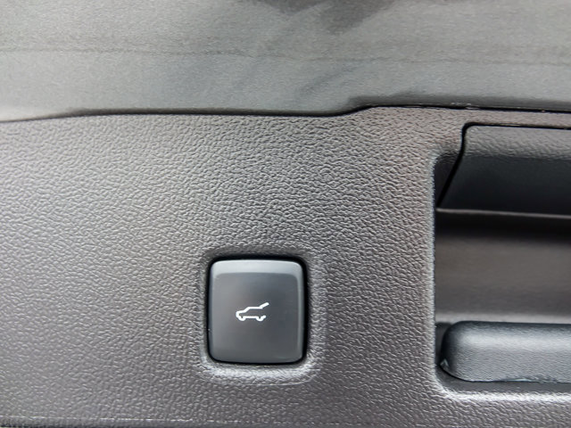 Certified 2025 Ford Escape Platinum image 23