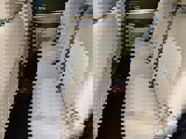 Certified 2017 Ford Explorer XLT image 27