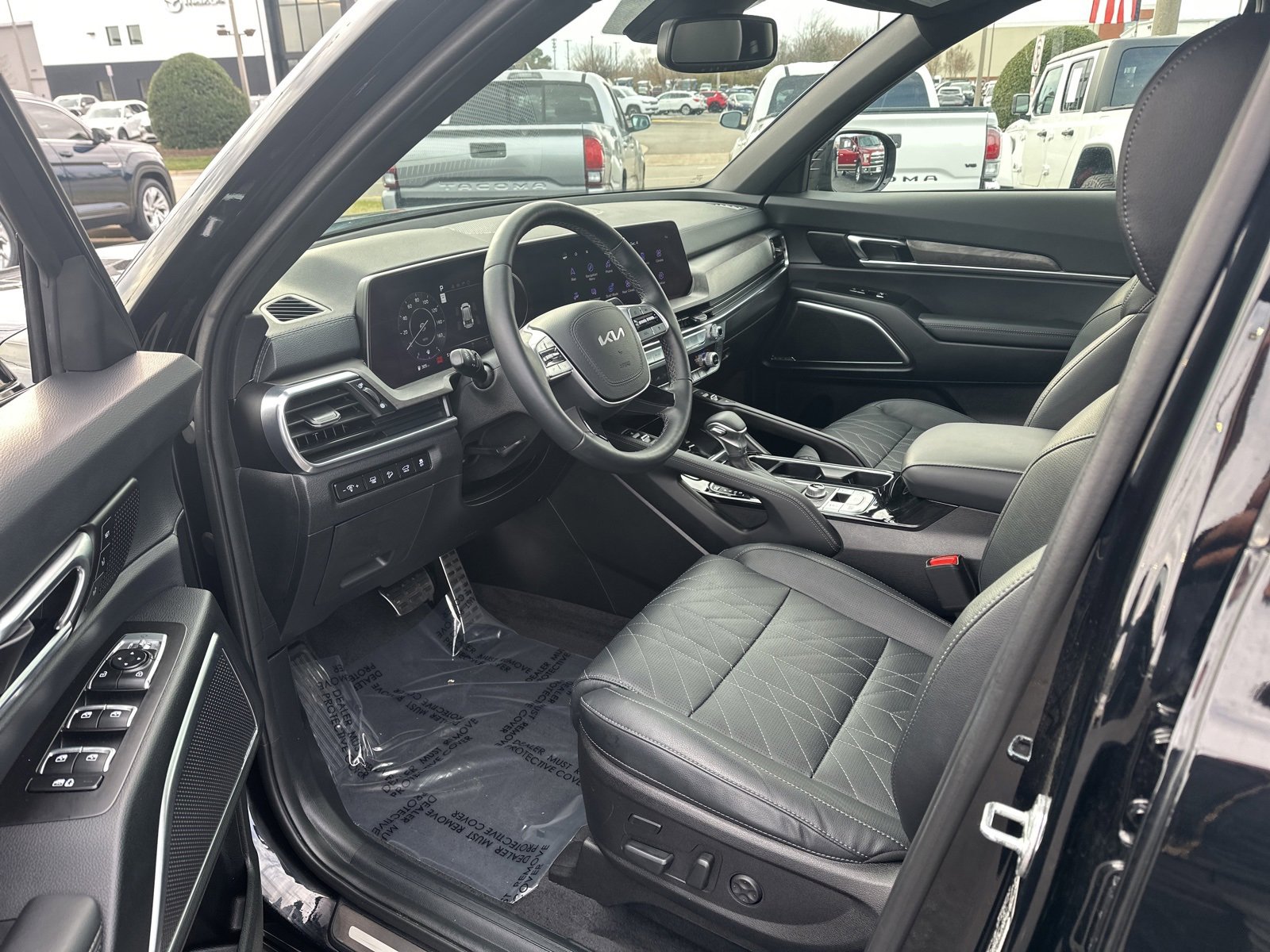 Used 2024 Kia Telluride SX X-Pro image 7
