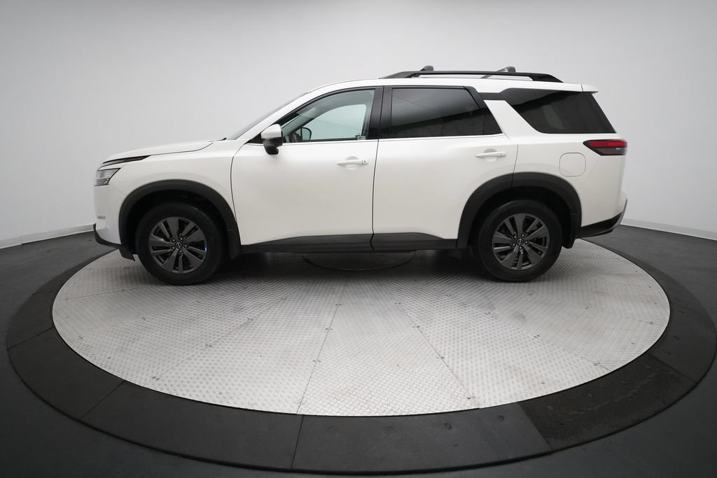 Used 2022 Nissan Pathfinder SV AWD/4WD image 24