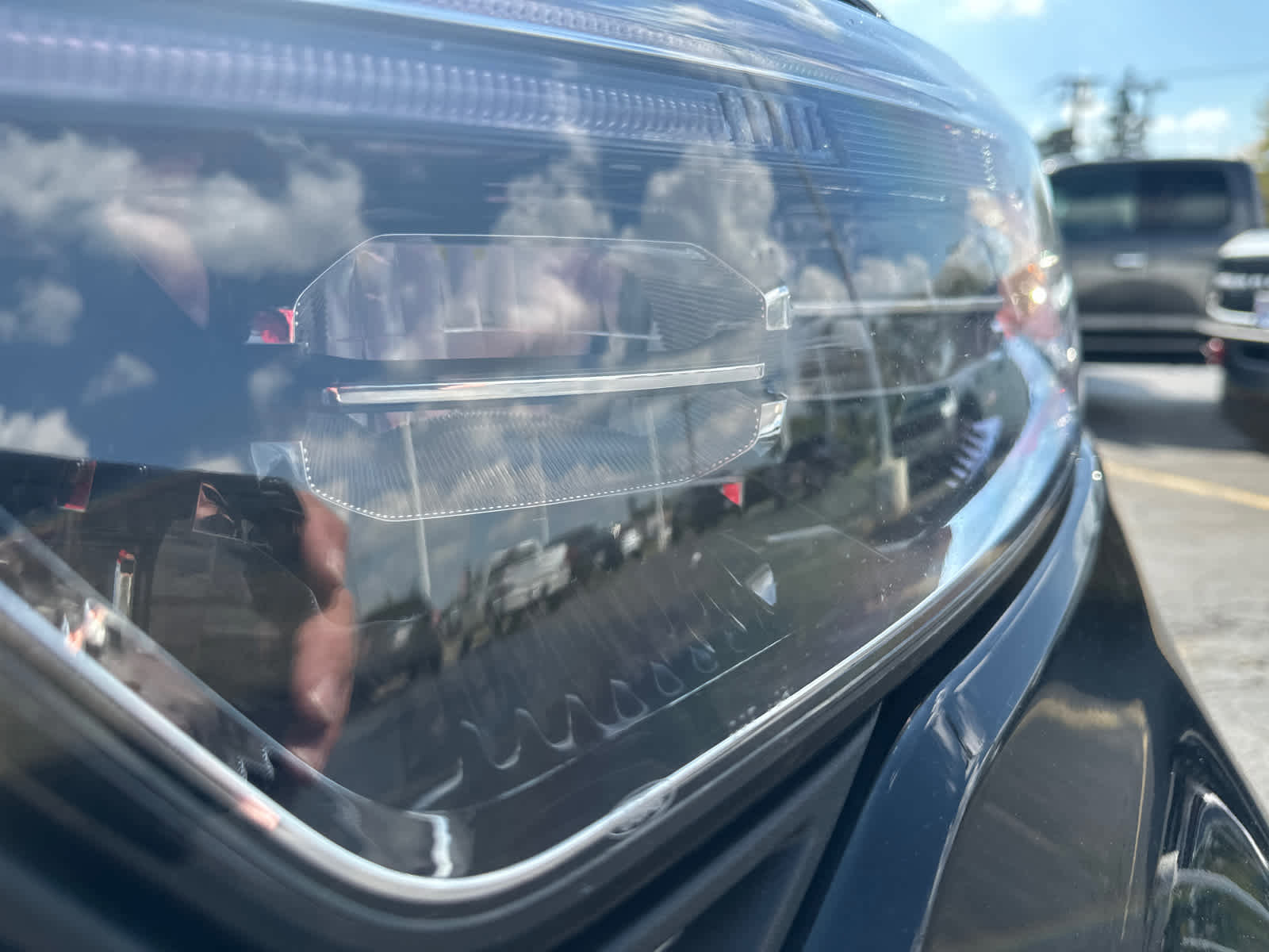 Certified 2022 Ford Explorer XLT w/ Equipment Group 202A image 11