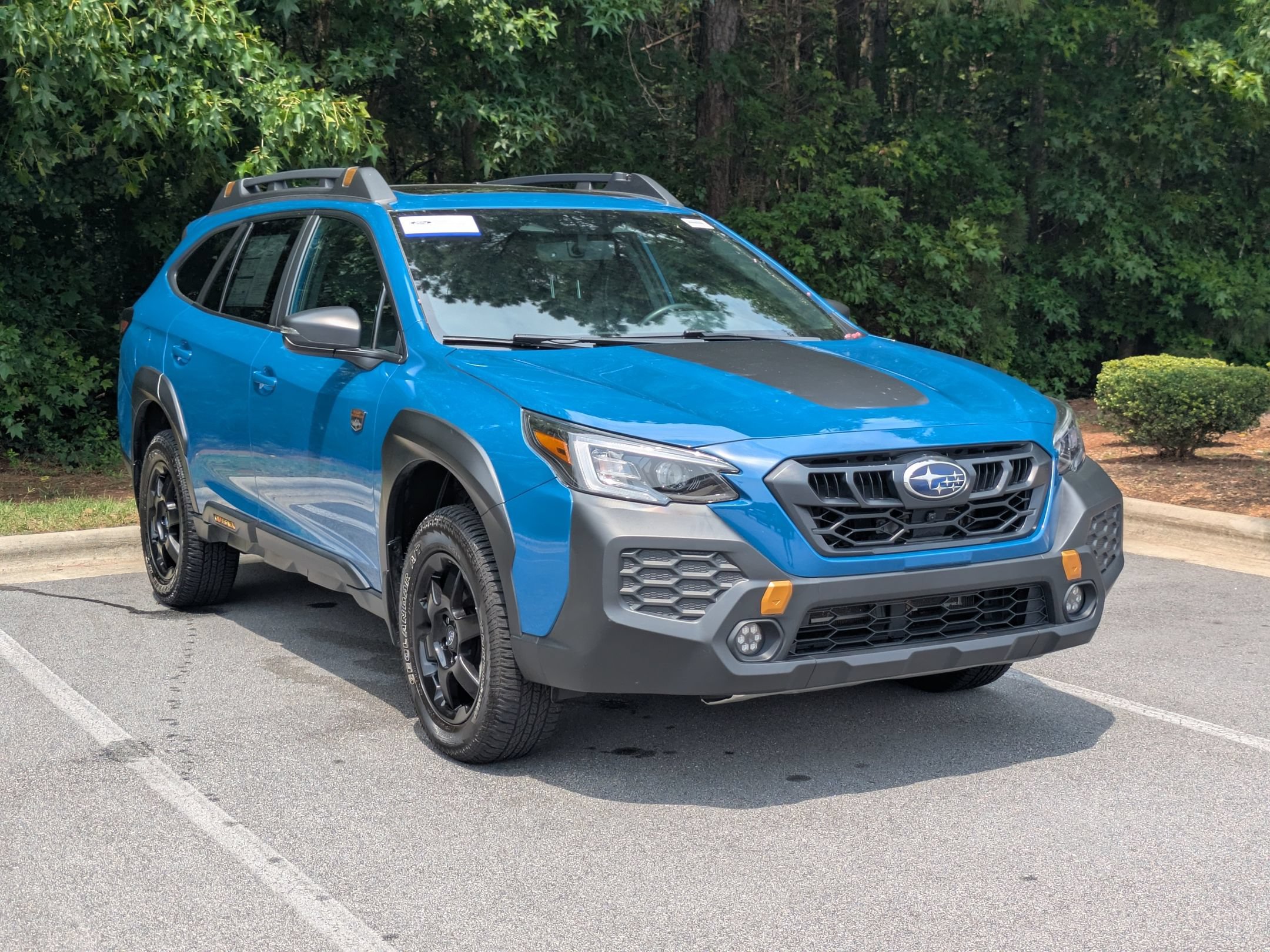 Used 2025 Subaru Outback Wilderness AWD/4WD image 2
