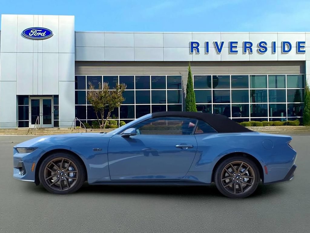 Certified 2026 Ford Mustang GT Premium w/ Bronze Appearance Package RWD image 4