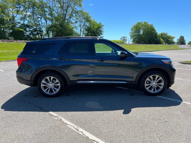 Certified 2024 Ford Explorer XLT w/ Equipment Group 202A AWD/4WD image 12