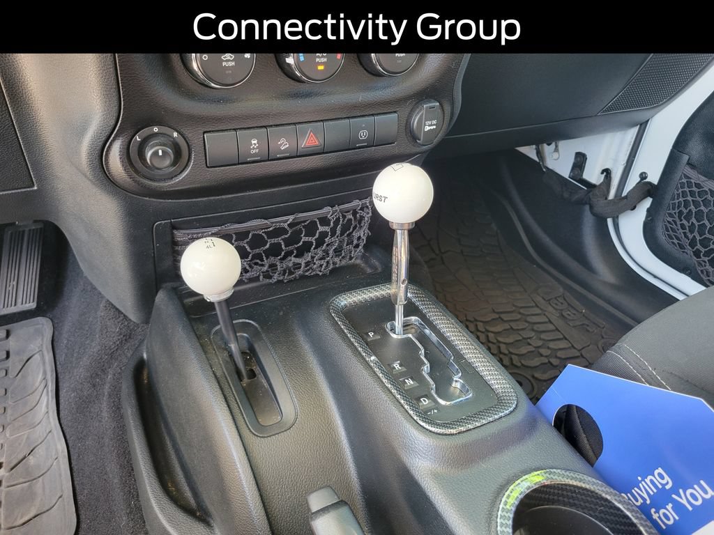 Used 2018 Jeep Wrangler Rubicon w/ Power Convenience Group AWD/4WD image 26