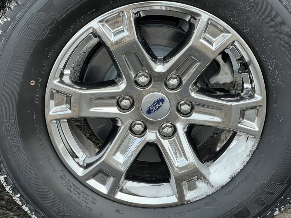 Certified 2022 Ford F150 XLT w/ Equipment Group 302A High image 17