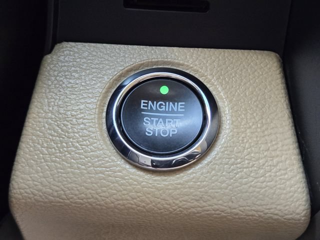 Certified 2020 Ford F250 Lariat w/ Lariat Ultimate Package AWD/4WD image 20