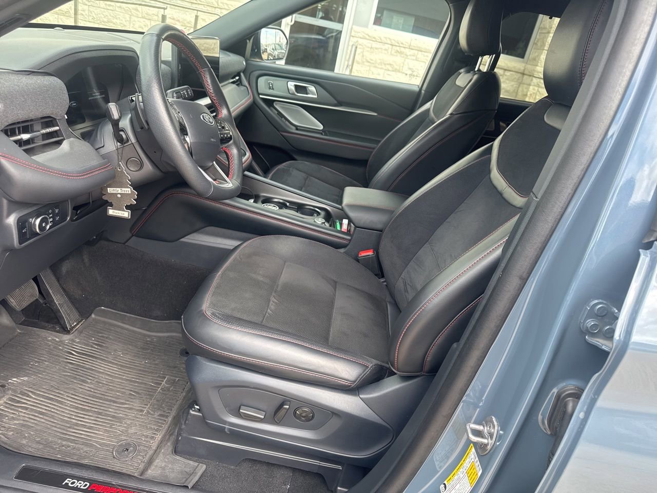 Certified 2025 Ford Explorer ST image 9